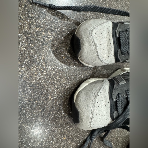 Kids New Balance 997R 11c - Picture 3 of 13